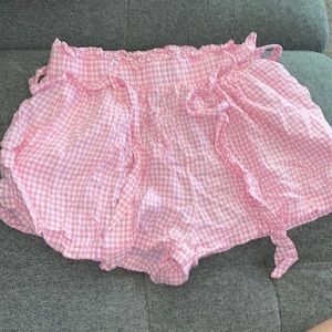 Gingham frilly shorts